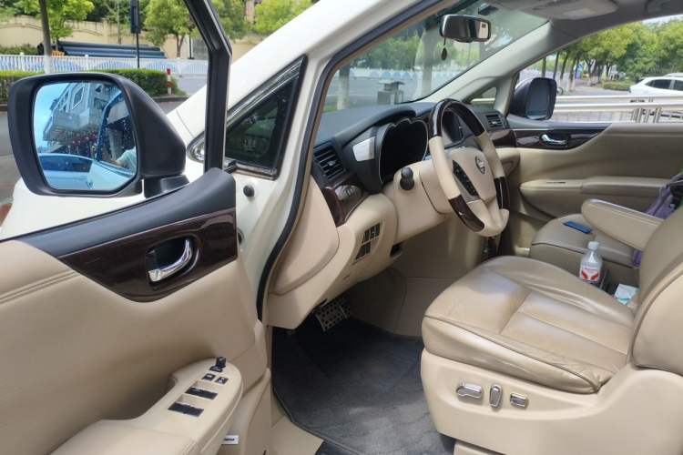 Used Nissan Quest 2015 3.5L SL Driver Seat