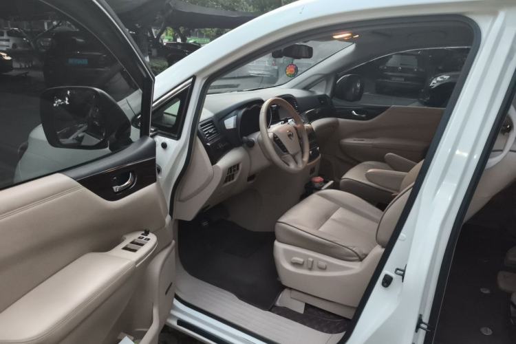 Used Nissan Quest 2015 3.5L SL Driver Seat