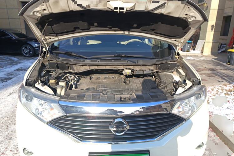 Used Nissan Quest 2015 3.5L SL Engine Bay