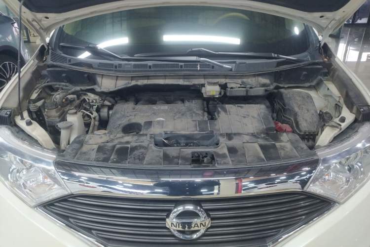 Used Nissan Quest 2015 3.5L SL Engine Bay
