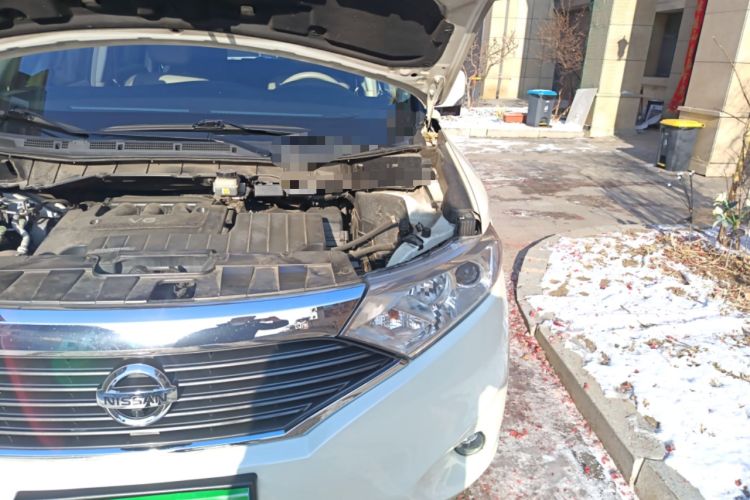 Used Nissan Quest 2015 3.5L SL Engine Bay Left