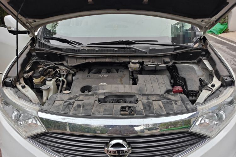 Used Nissan Quest 2015 3.5L SL Engine Bay