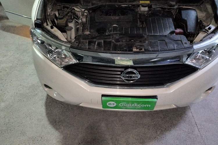 Used Nissan Quest 2015 3.5L SL Engine Bay Right