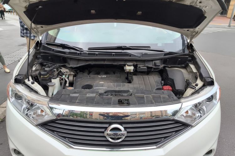 Used Nissan Quest 2015 3.5L SL Engine Bay