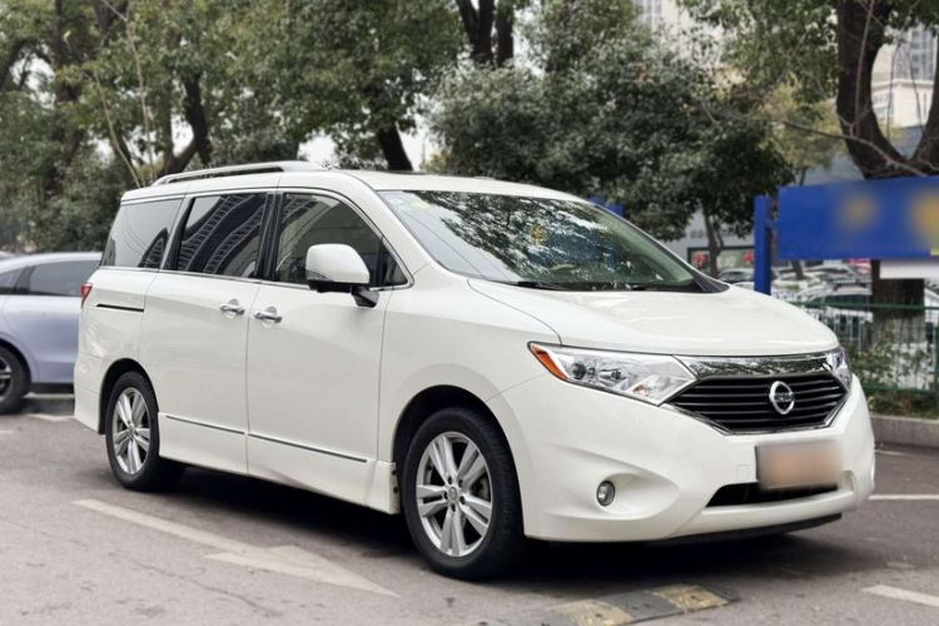 Used Nissan Quest 2015 3.5L SL Exterior 2