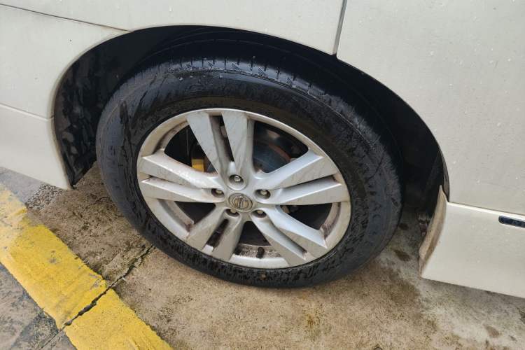 Used Nissan Quest 2015 3.5L SL Exterior 5