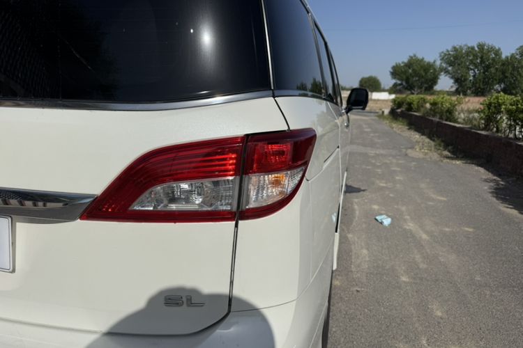 Used Nissan Quest 2015 3.5L SL Exterior 7