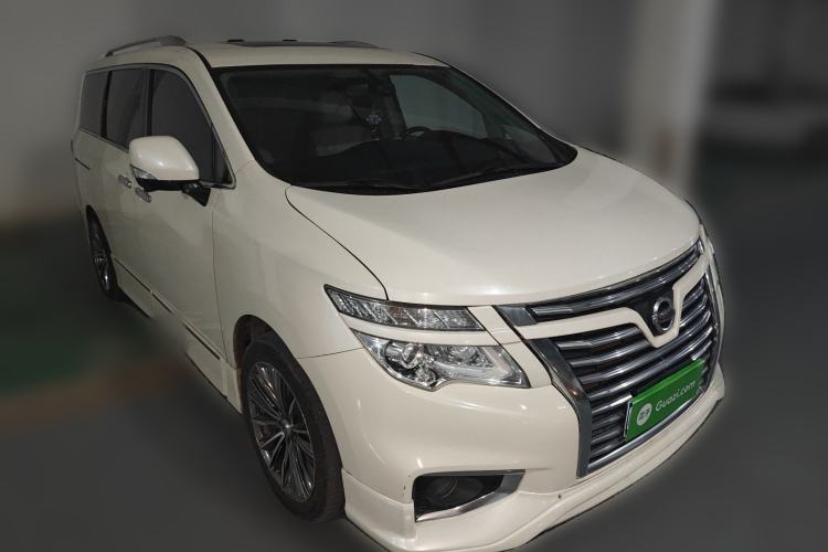 Used Nissan Quest 2015 3.5L SL Front Right 45 Deg