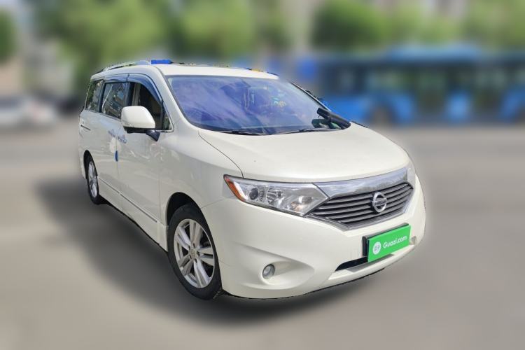 Used Nissan Quest 2015 3.5L SL Front Right 45 Deg