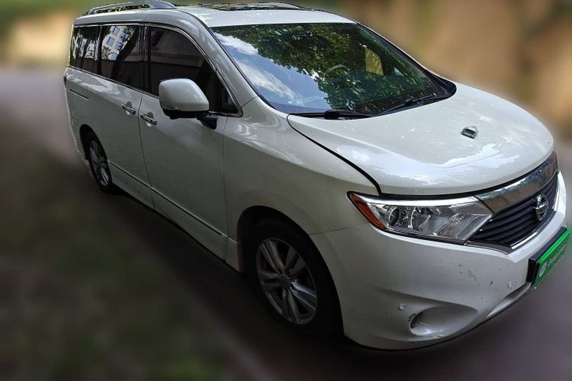 Used Nissan Quest 2015 3.5L SL Front Right 45 Deg