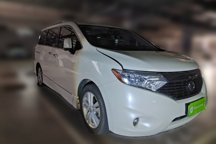 Used Nissan Quest 2015 3.5L SL Front Right 45 Deg