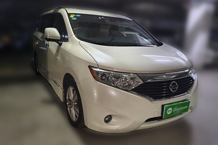 Used Nissan Quest 2015 3.5L SL Front Right 45 Deg