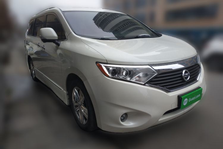Used Nissan Quest 2015 3.5L SL Front Right 45 Deg