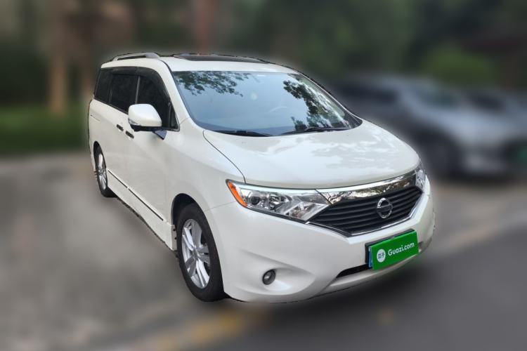 Used Nissan Quest 2015 3.5L SL Front Right 45 Deg