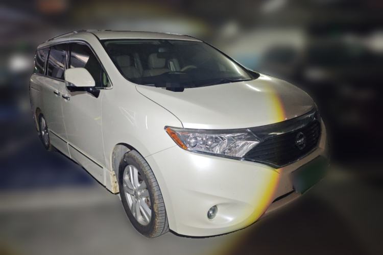 Used Nissan Quest 2015 3.5L SL Front Right 45 Deg