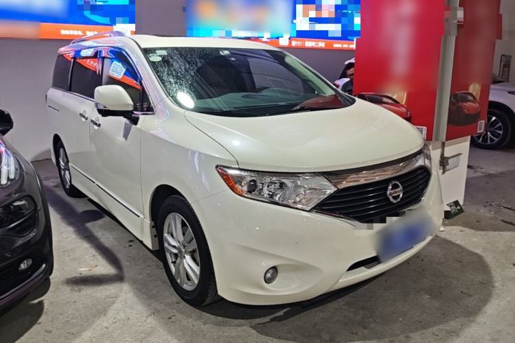 Used Nissan Quest 2015 3.5L SL Front Right 45 Deg