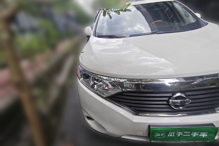 Used Nissan Quest 2015 3.5L SL Front Right 45 Deg