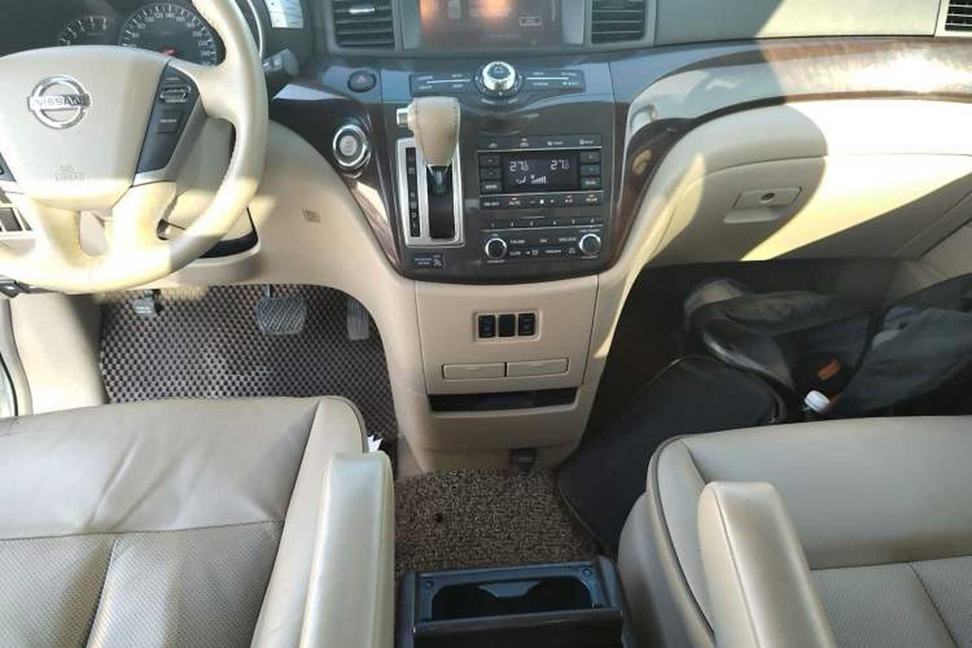 Used Nissan Quest 2015 3.5L SL Gear Lever