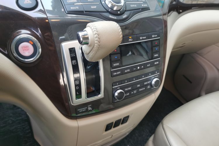 Used Nissan Quest 2015 3.5L SL Gear Lever