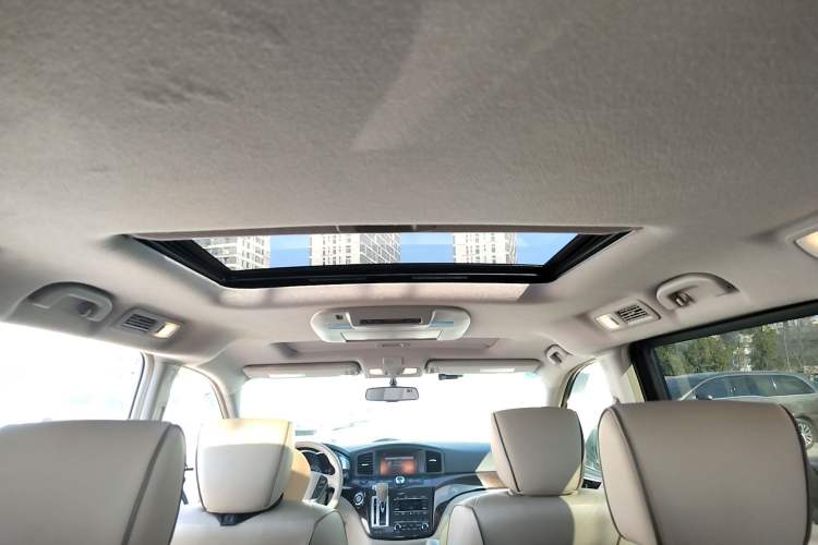 Used Nissan Quest 2015 3.5L SL Headliner