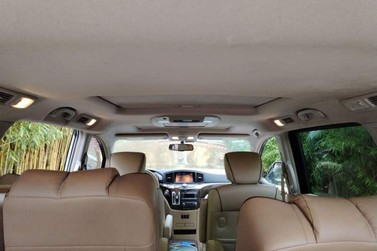Used Nissan Quest 2015 3.5L SL Headliner
