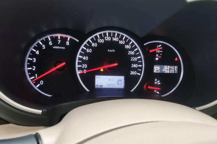Used Nissan Quest 2015 3.5L SL Instrument Cluster