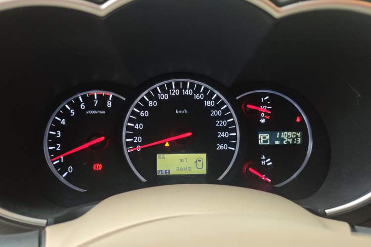 Used Nissan Quest 2015 3.5L SL Instrument Cluster