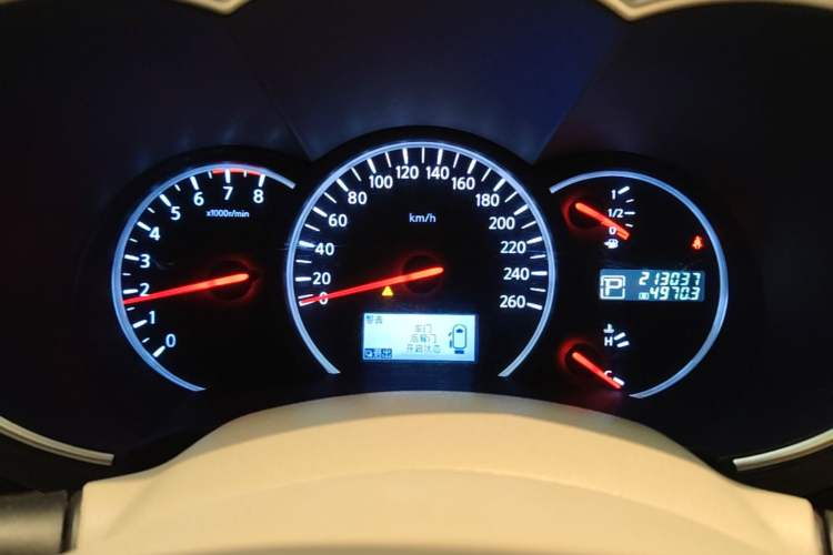 Used Nissan Quest 2015 3.5L SL Instrument Cluster
