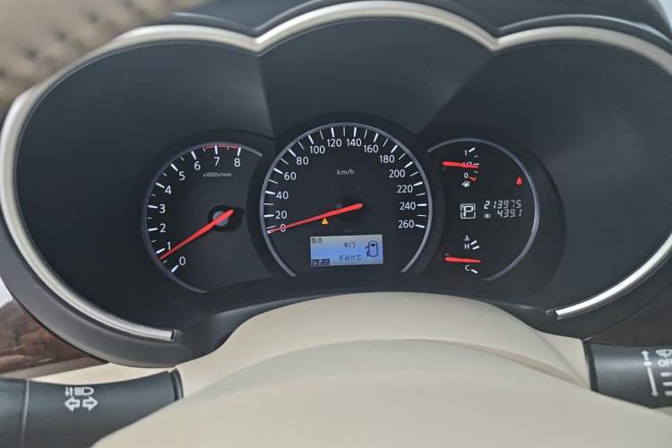 Used Nissan Quest 2015 3.5L SL Instrument Cluster