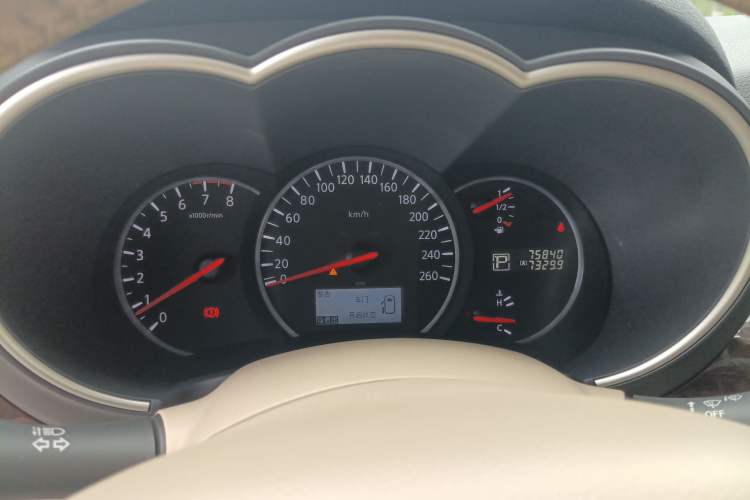 Used Nissan Quest 2015 3.5L SL Instrument Cluster