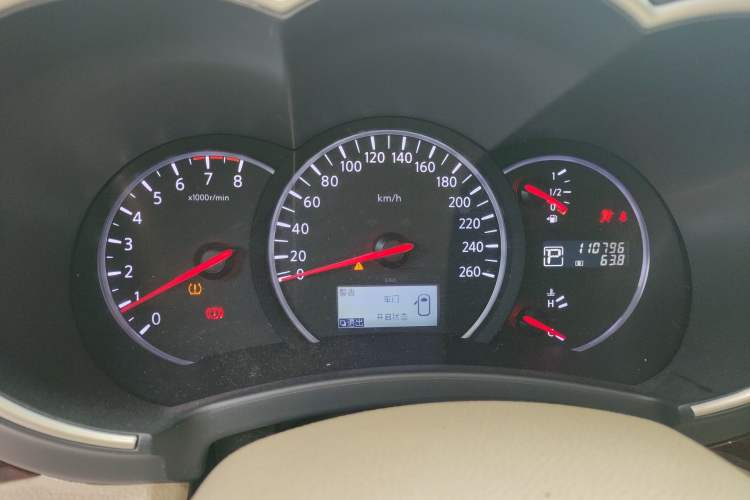 Used Nissan Quest 2015 3.5L SL Instrument Cluster