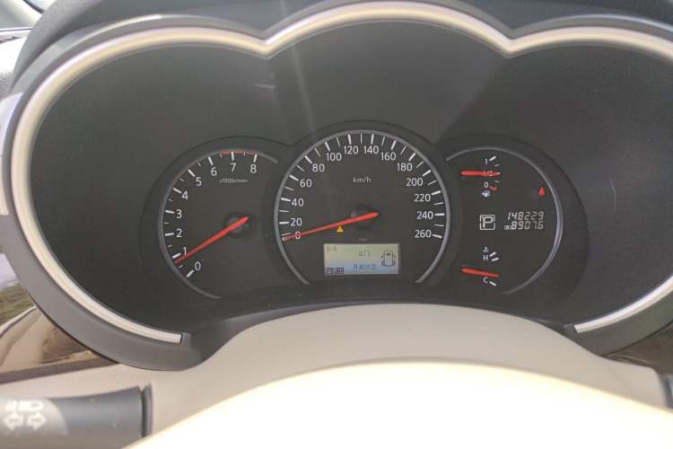 Used Nissan Quest 2015 3.5L SL Instrument Cluster