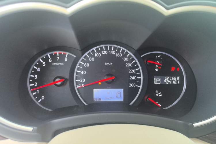 Used Nissan Quest 2015 3.5L SL Instrument Cluster