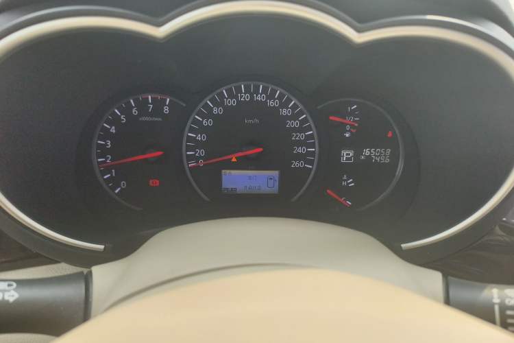 Used Nissan Quest 2015 3.5L SL Instrument Cluster