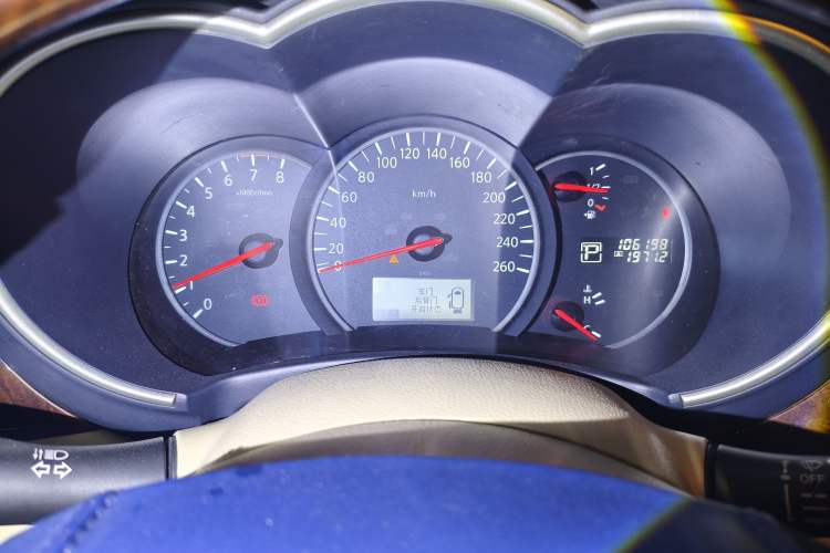 Used Nissan Quest 2015 3.5L SL Instrument Cluster