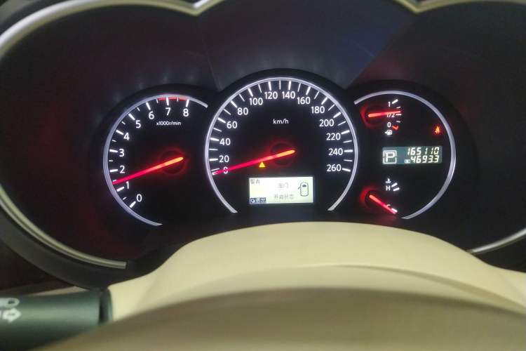 Used Nissan Quest 2015 3.5L SL Instrument Cluster