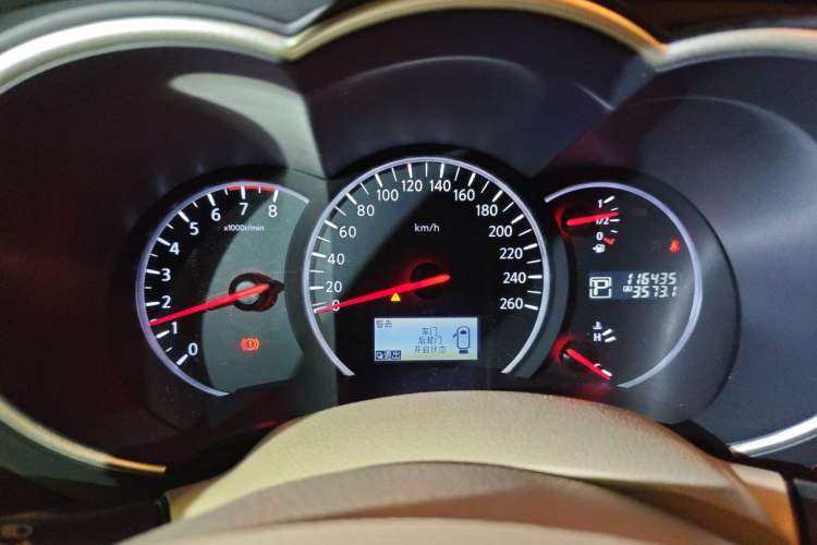 Used Nissan Quest 2015 3.5L SL Instrument Cluster