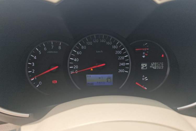 Used Nissan Quest 2015 3.5L SL Instrument Cluster