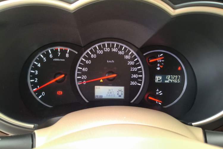 Used Nissan Quest 2015 3.5L SL Instrument Cluster