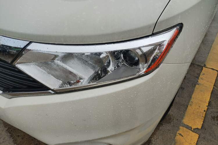 Used Nissan Quest 2015 3.5L SL Left Front Headlight