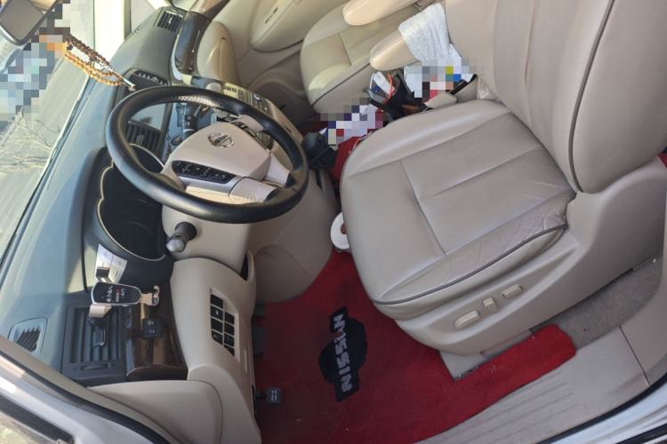 Used Nissan Quest 2015 3.5L SL Left Front Seat