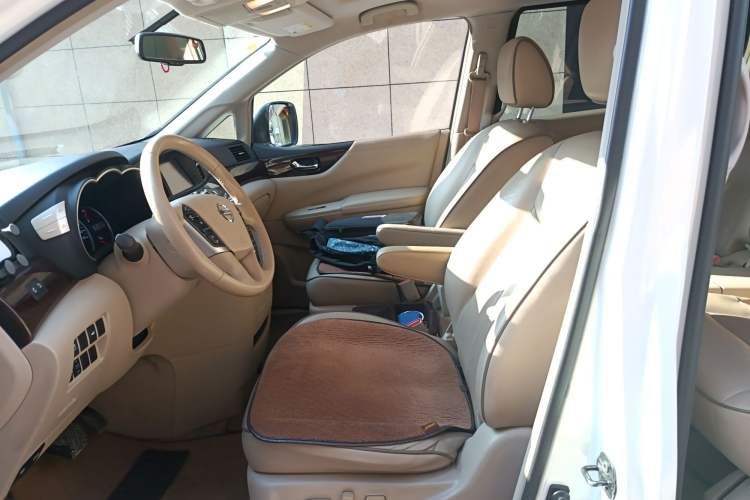 Used Nissan Quest 2015 3.5L SL Left Front Seat