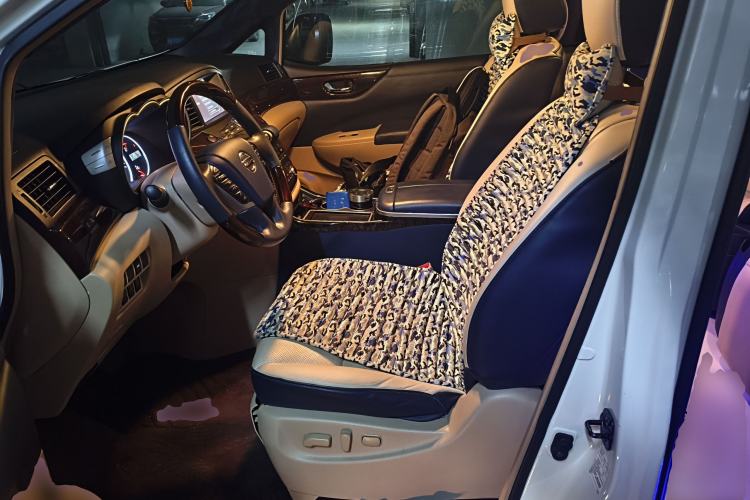 Used Nissan Quest 2015 3.5L SL Left Front Seat