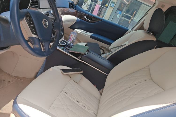 Used Nissan Quest 2015 3.5L SL Left Front Seat