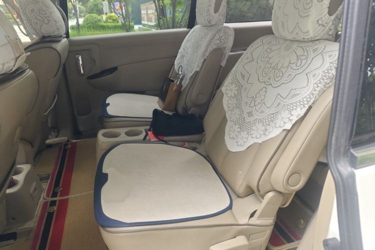 Used Nissan Quest 2015 3.5L SL Left Rear Seat