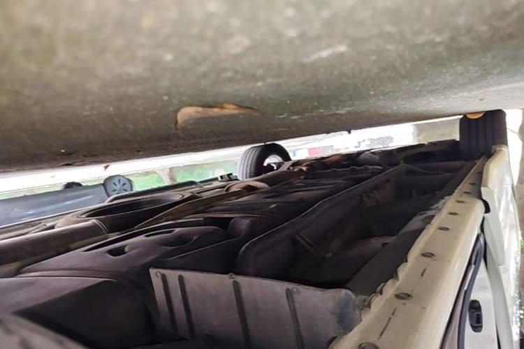 Used Nissan Quest 2015 3.5L SL Left Side Sill