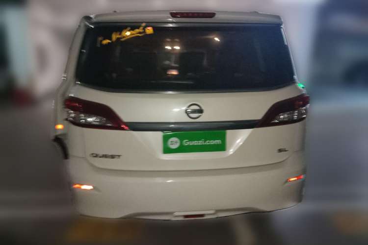 Used Nissan Quest 2015 3.5L SL Rear