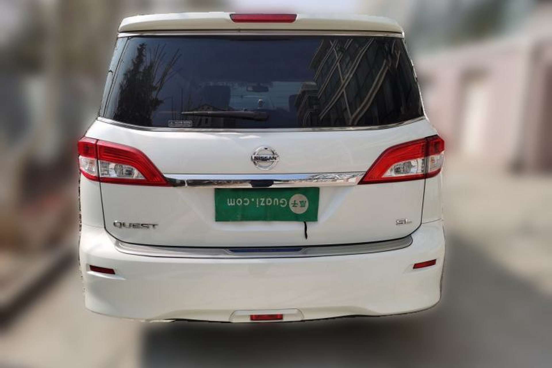 Used Nissan Quest 2015 3.5L SL Rear