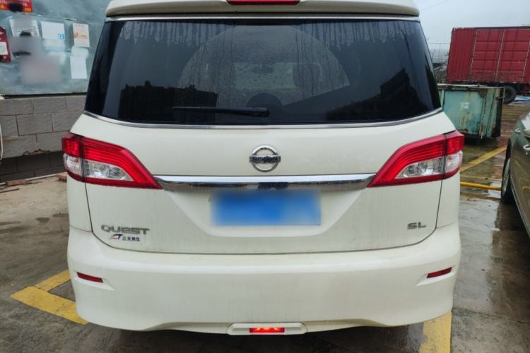 Used Nissan Quest 2015 3.5L SL Rear