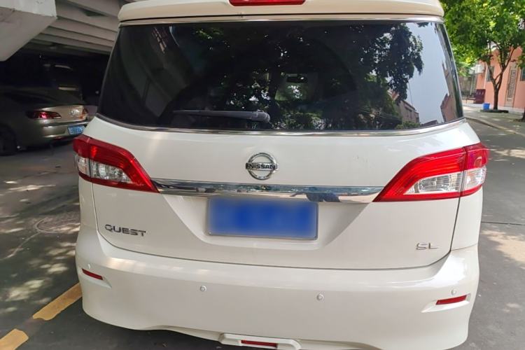 Used Nissan Quest 2015 3.5L SL Rear